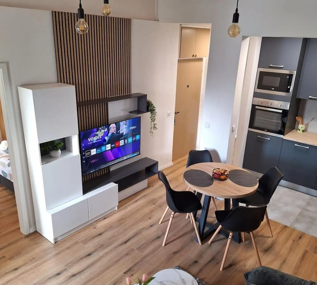 Apartment Ivko - Private Parking Pula